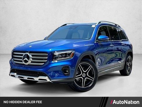 Used 2026 Mercedes-Benz GLB 250 image 1