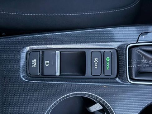 Used 2023 Honda Civic LX image 18