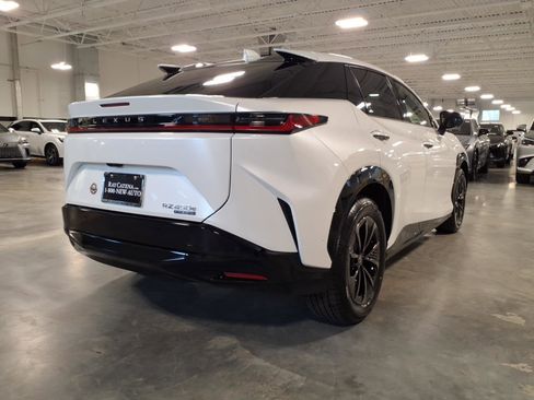 New 2026 Lexus RZ 450e AWD image 16