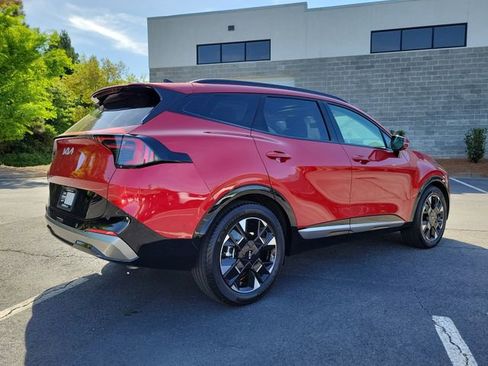 Certified 2026 Kia Sportage SX FWD image 4