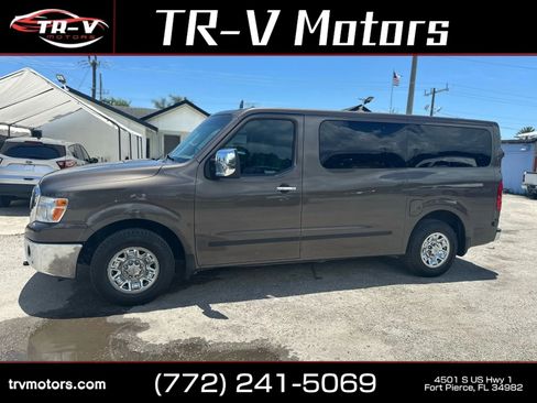Used 2018 Nissan NV 3500 SL RWD image 11