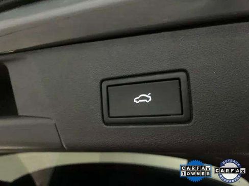 Used 2023 Volkswagen ID.4 Pro S image 8