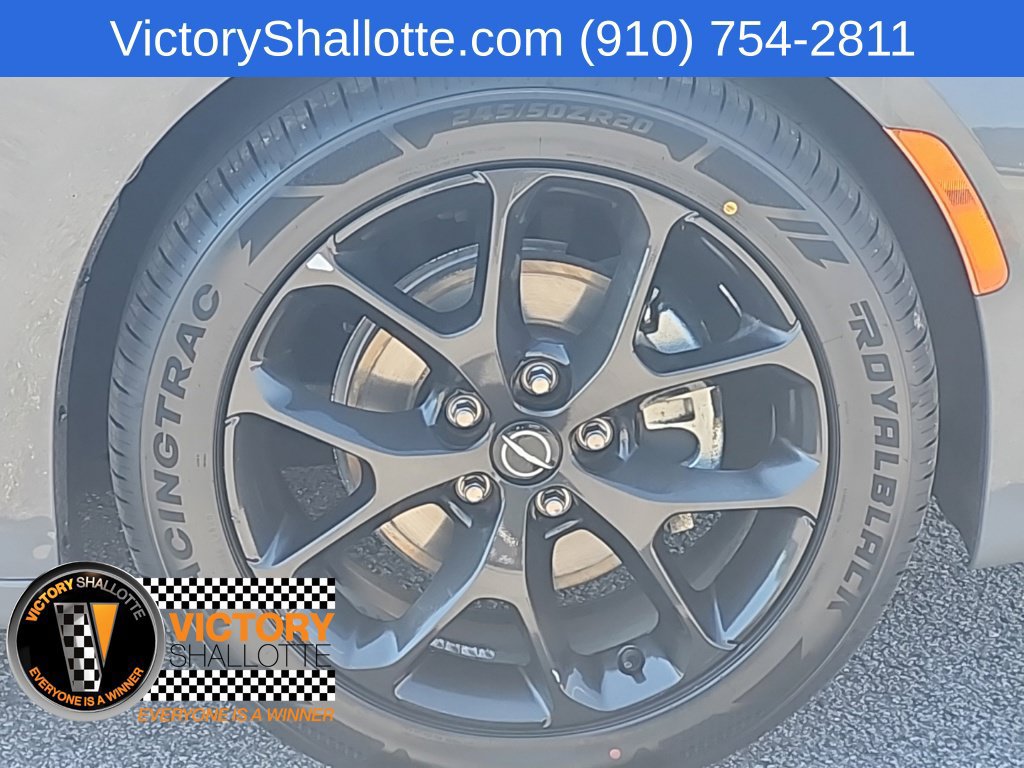 Used 2025 Chrysler Pacifica Limited FWD image 39