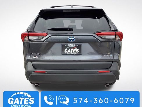Used 2024 Toyota RAV4 LE image 8