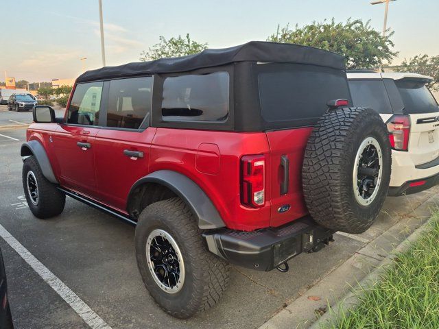 Certified 2022 Ford Bronco Black Diamond w/ Sasquatch Package AWD/4WD image 4