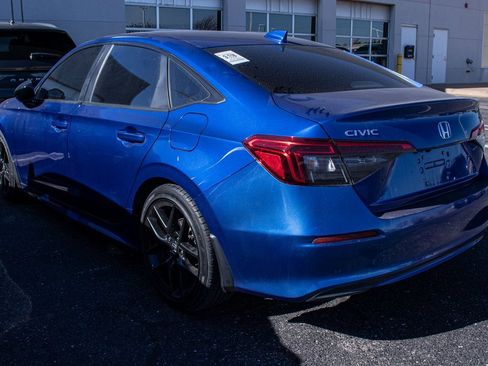 Used 2022 Honda Civic Sport image 4