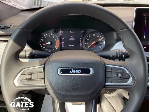 Used 2024 Jeep Compass Latitude AWD/4WD image 28