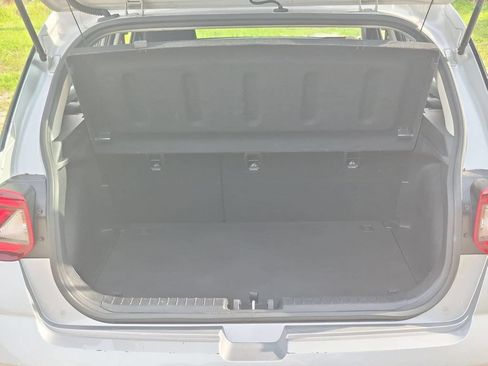Used 2025 Hyundai Venue SEL FWD image 28