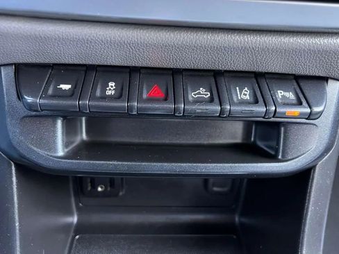 Used 2019 Chevrolet Colorado LT w/ LT Convenience Package image 29