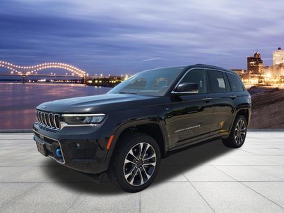 Used 2023 Jeep Grand Cherokee Overland w/ Luxury Tech Group IV