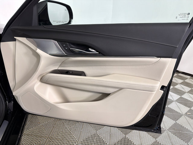 Used 2022 Cadillac CT4 Luxury w/ LPO, Exterior Accent Package RWD image 16