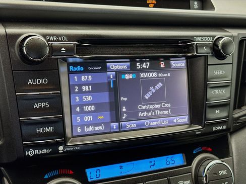 Used 2016 Toyota RAV4 SE FWD image 11