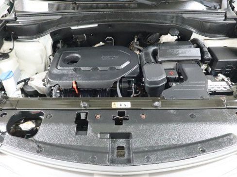 Used 2018 Hyundai Santa Fe Sport AWD/4WD image 20
