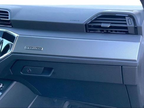 Certified 2025 Audi Q3 2.0T Premium w/ Convenience Package image 16