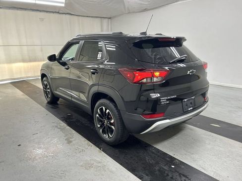 Used 2021 Chevrolet TrailBlazer LT w/ Sun and Liftgate Package AWD/4WD image 7