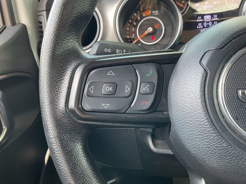 Used 2023 Jeep Wrangler Unlimited Sport AWD/4WD image 31