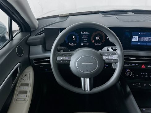 Used 2024 Hyundai Sonata SEL FWD image 18
