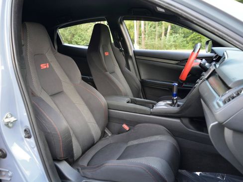 Used 2019 Honda Civic Sport image 17