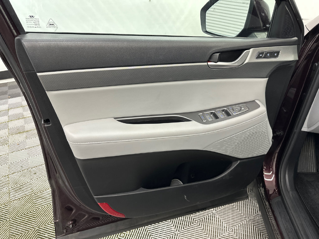 Used 2025 Hyundai Palisade SEL FWD image 11