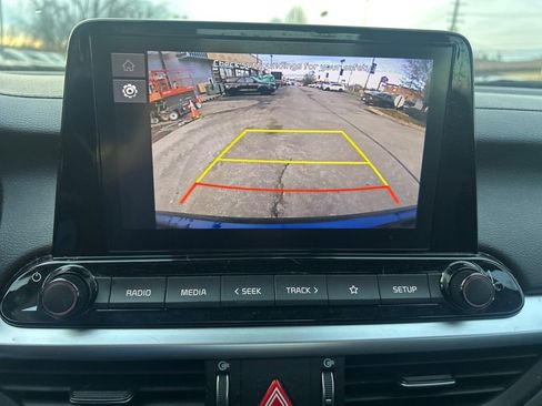 Certified 2024 Kia Forte LXS w/ LXS Technology Package image 15