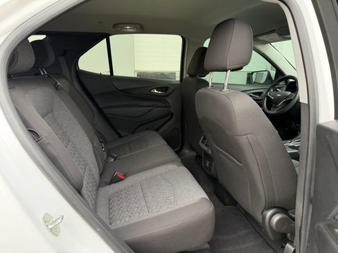 Used 2023 Chevrolet Equinox LT image 12