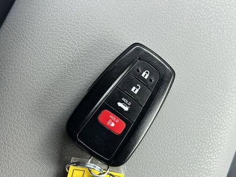 Used 2022 Toyota Camry LE FWD image 28