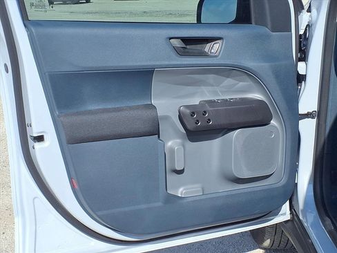 New 2025 Ford Maverick XL w/ Equipment Group 101A image 19