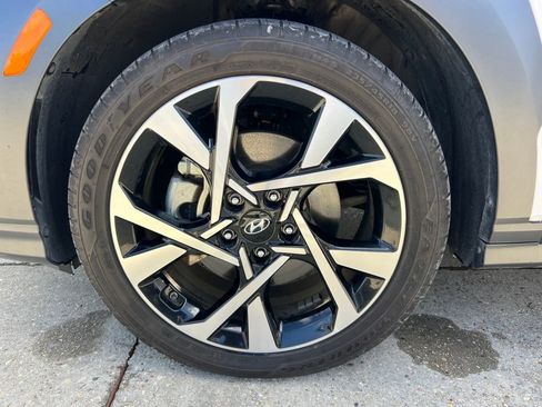 Used 2023 Hyundai Kona Limited image 29