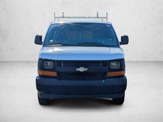 Used 2017 Chevrolet Express 2500 video 2