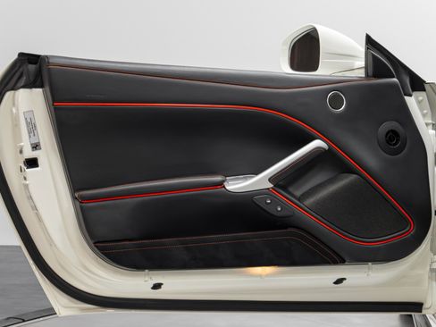 Used 2014 Ferrari F12 Berlinetta image 42