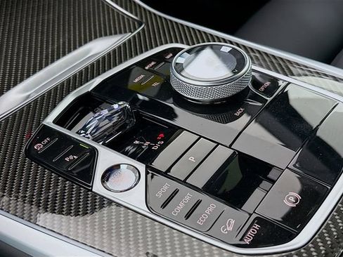 New 2026 BMW X5 M60i AWD/4WD image 17