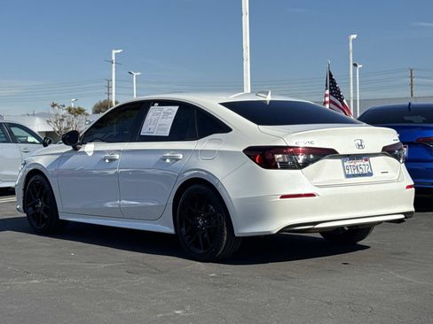 Certified 2025 Honda Civic Sport image 3