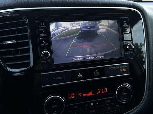 Used 2019 Mitsubishi Outlander ES FWD image 19