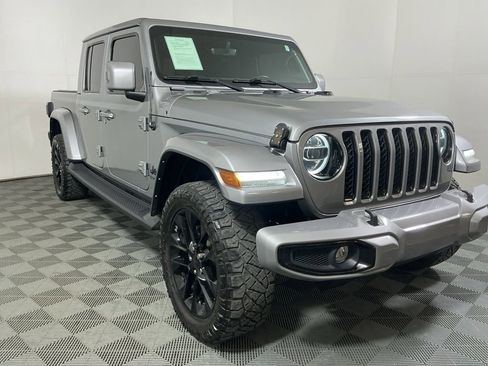 Used 2021 Jeep Gladiator Overland image 25