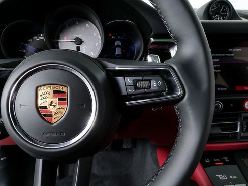 New 2026 Porsche Macan S image 11