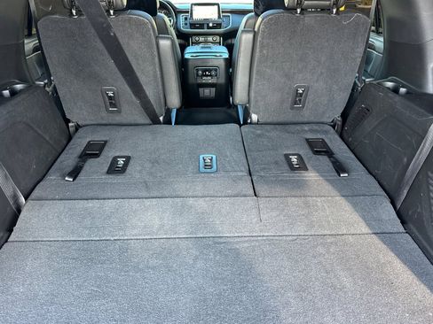 Used 2021 Chevrolet Tahoe Z71 w/ Rear Media and Nav Package image 17