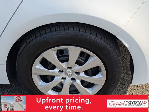 Used 2021 Toyota Corolla LE w/ Carpet Mat Package (TMS) image 9