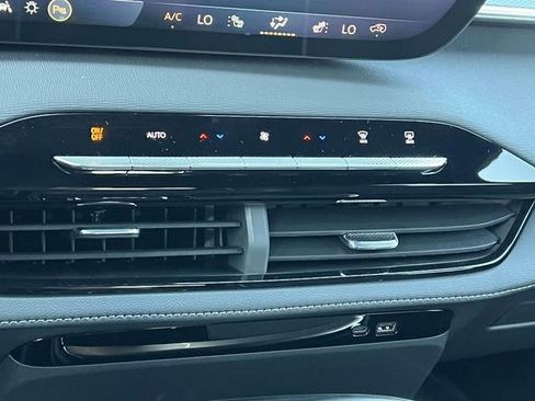 New 2026 Buick Enclave Sport Touring w/ Power Package image 24