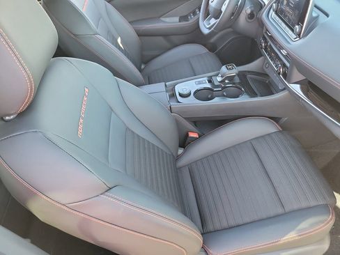 New 2026 Nissan Rogue SV AWD/4WD image 17