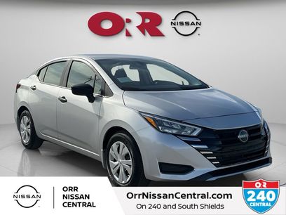 New 2025 Nissan Versa S w/ Trunk Package