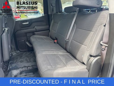 Used 2024 Chevrolet Silverado 1500 Custom Trail Boss w/ LPO, Dark Essentials Package AWD/4WD image 18