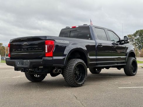 Used 2021 Ford F250 Lariat image 5