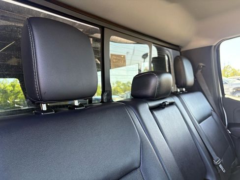 Used 2023 Ford F350 Lariat w/ Lariat Ultimate Package image 60