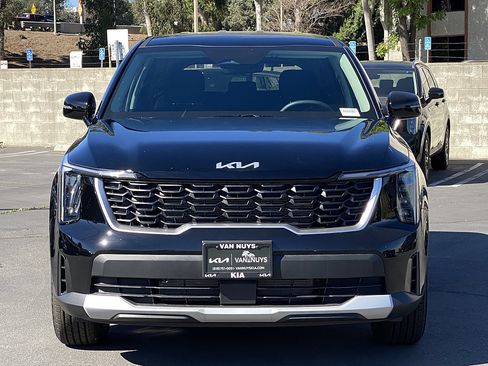 New 2026 Kia Sorento LX FWD image 9