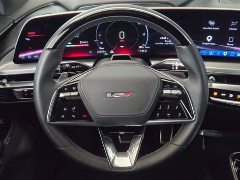 Certified 2026 Cadillac Lyriq V AWD/4WD image 15