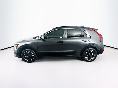 Used 2023 Kia Niro Wind FWD image 4