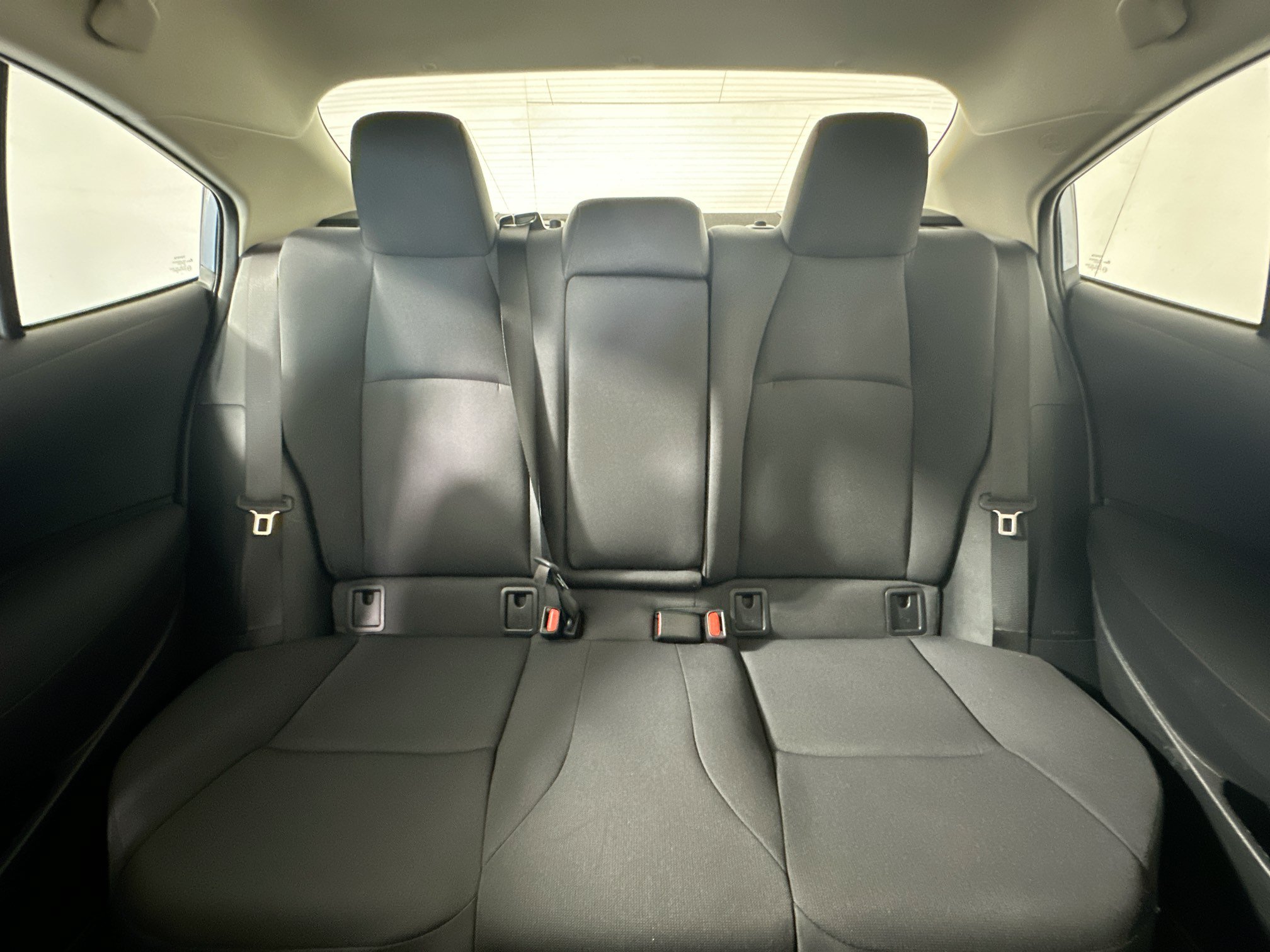 Used 2024 Toyota Corolla LE w/ LE Convenience Package FWD image 30
