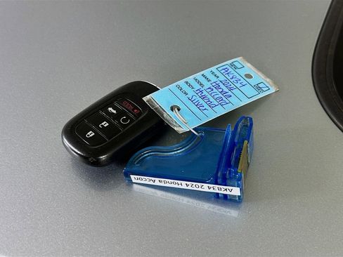 Used 2024 Honda Accord Sport image 27