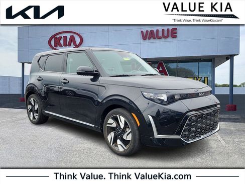 Certified 2023 Kia Soul GT-Line image 1