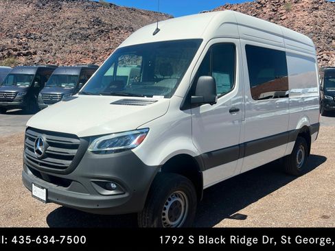 Used 2026 Mercedes-Benz Sprinter 2500 image 1